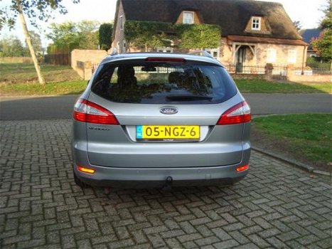 Ford Mondeo Wagon - 2.0-16V Limited - 1