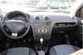 Ford Fusion - 1.6-16V Futura airco, radio cd speler, elektrische ramen, trekhaak, lichtmetalen wiele - 1 - Thumbnail