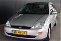 Ford Focus - 1.4-16V Trend Airco Trekhaak All in Prijs Inruil Mogelijk - 1 - Thumbnail