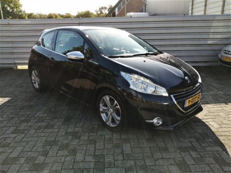 Peugeot 208 - 1.6 VTi Allure - 1