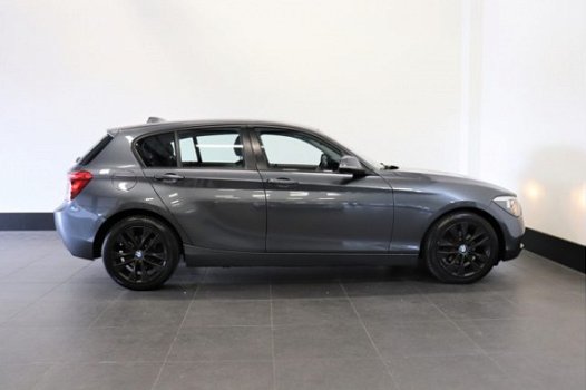 BMW 1-serie - 2.0d 116d | NAVI | AIRCO | CRUISE | € 8.250. - 1