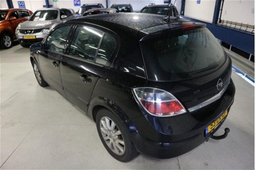 Opel Astra - 1.6 Temptation NAVI + VELG + TEL + HAAK + NAP KM STAND - 1