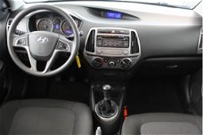 Hyundai i20 - | 1.2i | 85PK | Airco | CV | USB | 5drs | 15"LM |