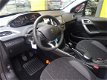 Peugeot 2008 - 1.2 110PK PureTech Blue Lion AIRCO / NAVI / PANORAMADAK / PARKEERSENSOREN - 1 - Thumbnail