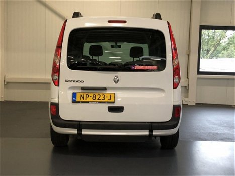 Renault Kangoo Family - 1.6 16V 110pk ROLSTOELVERVOER - 1