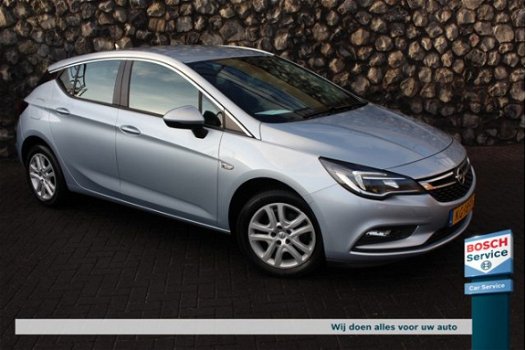 Opel Astra - Turbo 105pk Business+ 6MND Bovag Garantie - 1