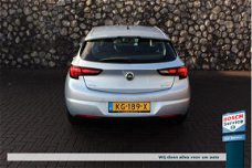 Opel Astra - Turbo 105pk Business+ 6MND Bovag Garantie