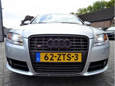 Audi A4 Avant - 4.2 V8 S4 quattro | Recaro Leder interieur | Facelift | Automaat | Navigatie | 344PK - 1