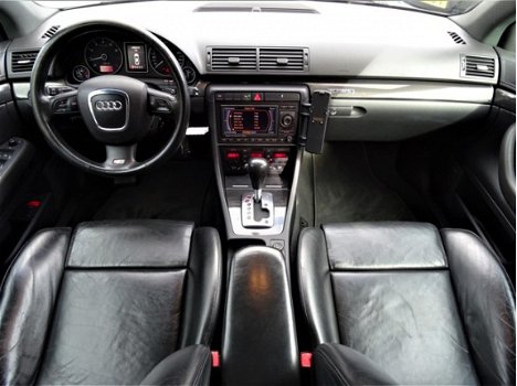Audi A4 Avant - 4.2 V8 S4 quattro | Recaro Leder interieur | Facelift | Automaat | Navigatie | 344PK - 1