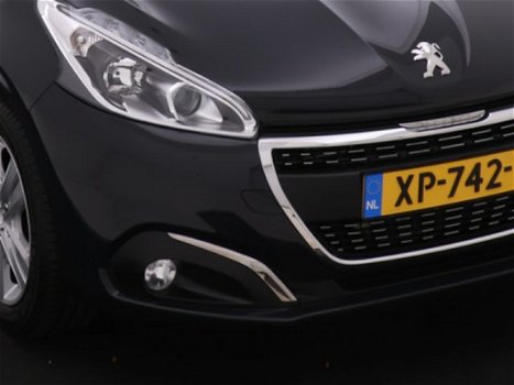 Peugeot 208 - 1.2 PureTech Signature | cruise controle | navi | airco | NEFKENS DEAL | - 1