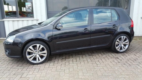 Volkswagen Golf - 1.9 TDI Trendline 5 DRS*CLIMA*NAVI*DVD*18 INCH - 1