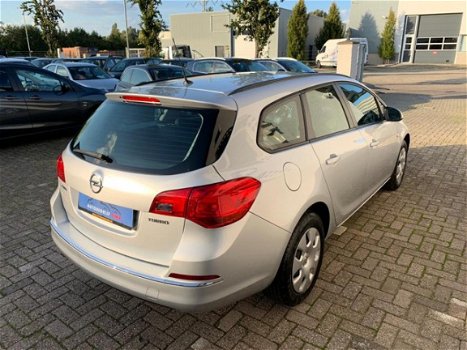 Opel Astra Sports Tourer - 1.4 Turbo Berlin - 1