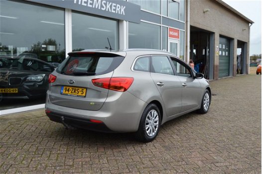 Kia Cee'd - 1.6 GDI Plus Pack | Trekhaak | Navi | Camera - 1