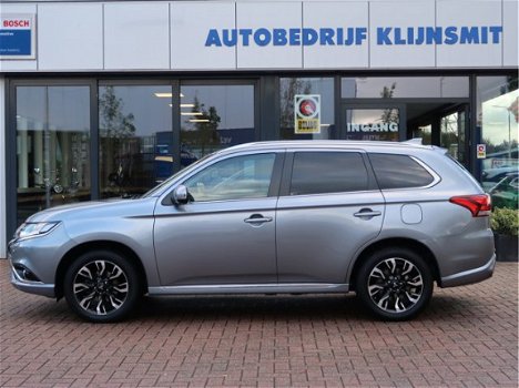 Mitsubishi Outlander - 2.0 PHEV instyle ( excl btw ) | leder | 18'' | trekhaak | led | dab | - 1