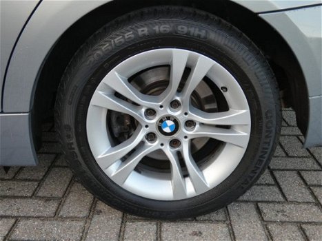 BMW 3-serie Touring - 318i Executive - 1