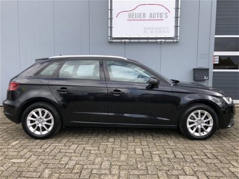 Audi A3 Sportback - 1.2 TFSI Attraction Pro Line Navigatie/Climate/16inch - 1