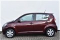 Daihatsu Sirion 2 - 1.0 12V TREND - DEALER ONDERHOUDEN - 1 - Thumbnail