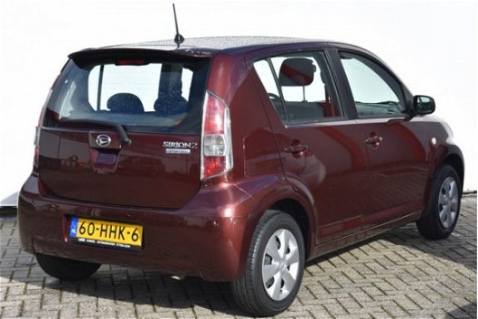 Daihatsu Sirion 2 - 1.0 12V TREND - DEALER ONDERHOUDEN - 1