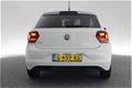 Volkswagen Polo - 1.0 TSI 95 PK Highline APP-NAVI / CLIMA / PDC - 1 - Thumbnail