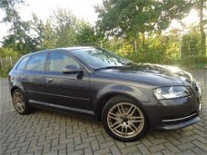 Audi A3 Sportback - 1.6 TDI BUSINESS - 1E EIGENAAR - 5 DEURS