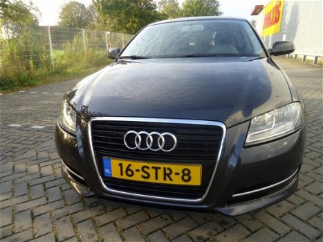 Audi A3 Sportback - 1.6 TDI BUSINESS - 1E EIGENAAR - 5 DEURS - 1