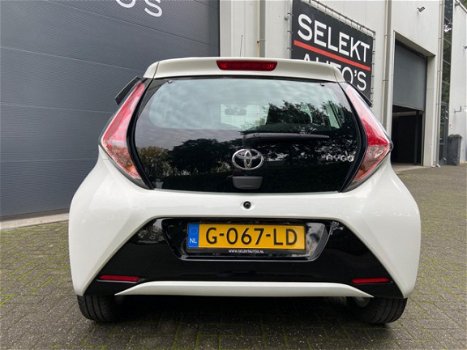 Toyota Aygo - 1.0 VVT-i x-play 1e Eigenaar/LM Velgen/Airco/Led/AUX/USB/Bluetooth/Camera/Car Play/Apk - 1