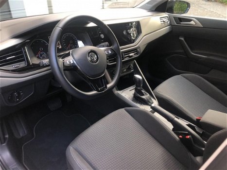 Volkswagen Polo - 1.0 TSI Highline Panoramadak/Led/DSG/PDC/Navigatie/MF Stuur/17 Inch R-Line/Climate - 1