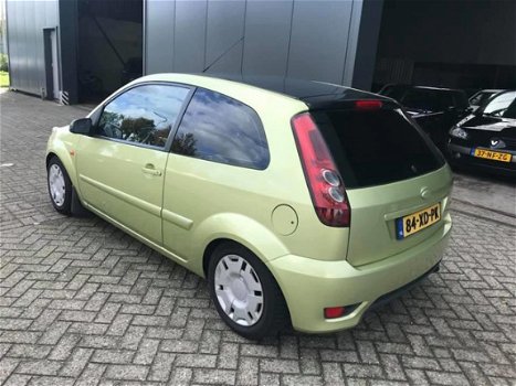 Ford Fiesta - 1.3-8V Futura APK/AIRCO/NAP/elekt ramen/meeneemprijs - 1