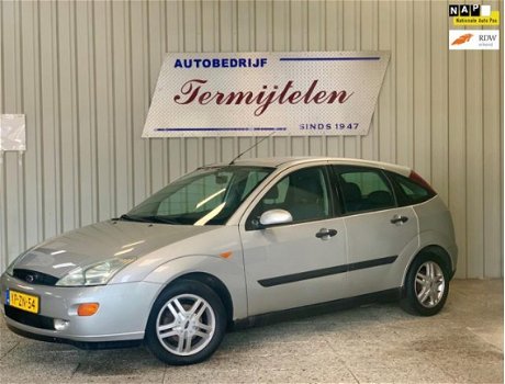 Ford Focus - 1.6-16V Ghia - 1