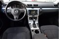 Volkswagen Passat Variant - 2.0 TDI 140PK DSG NAVI/PDC V+A/17INCH/FLIPPERS/WINTERSET - 1 - Thumbnail