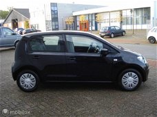 Volkswagen Up! - 1.0 move up BlueMotion