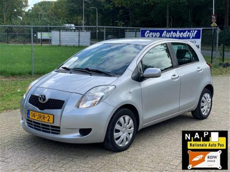 Toyota Yaris - 1.3 16v VVT-i Linea Terra - 1