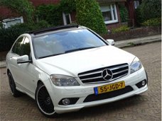 Mercedes-Benz C-klasse - 320 CDI V6 / AMG-pakket 4-Matic