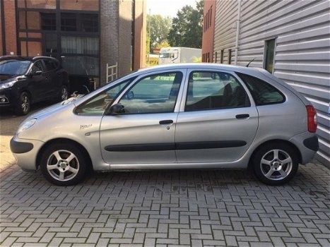 Citroën Xsara Picasso - 1.6i - 1