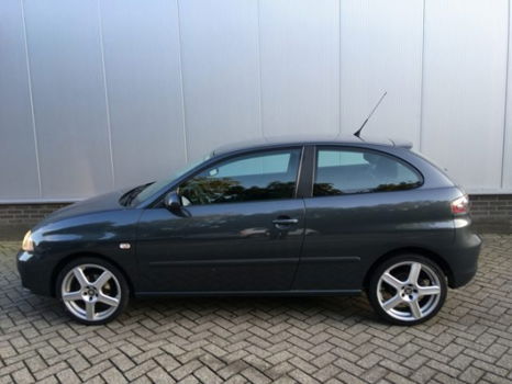 Seat Ibiza - 1.6-16V Freestyle Airco apk nieuw - 1