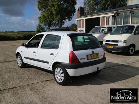 Renault Clio - RN 1.6 Automaat - 1