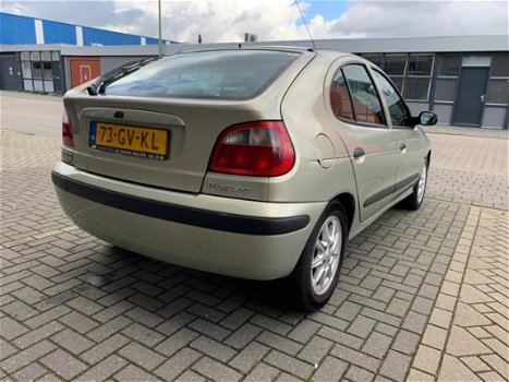 Renault Mégane - RN 1.4 16V Airco Nieuw Apk - 1