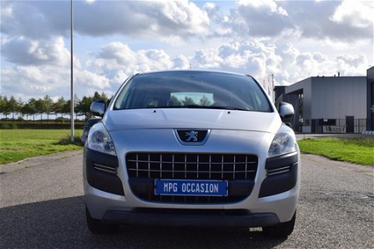 Peugeot 3008 - 1.6 VTi Access Navi, Airco, Cruise, Trekhaak, Dealer OH - 1