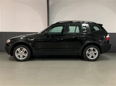 BMW X3 - 2.5i Executive Young Timer Panoramadak / Xenon / Navi / Leder - 1