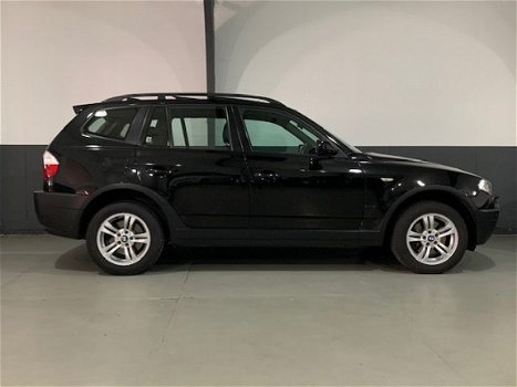 BMW X3 - 2.5i Executive Young Timer Panoramadak / Xenon / Navi / Leder - 1