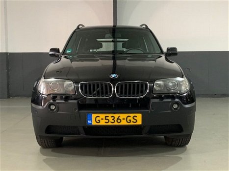 BMW X3 - 2.5i Executive Young Timer Panoramadak / Xenon / Navi / Leder - 1