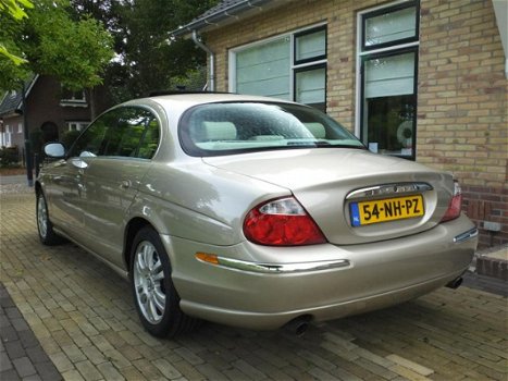 Jaguar S-type - 4.2 V8 Executive Schuifdak/Youngtimer - 1