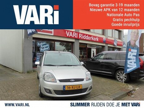 Ford Fiesta - 1.6 16V 5DR GHIA AUTOMAAT - 1