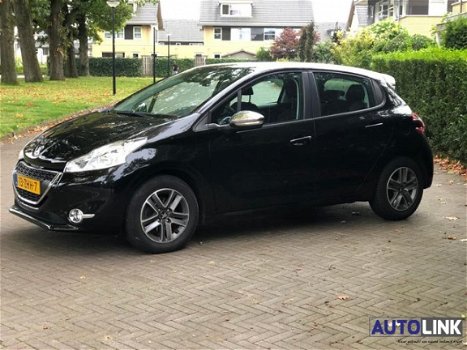 Peugeot 208 - Access 1.2 PureTech | NAVI | Airco| 5 dr - 1