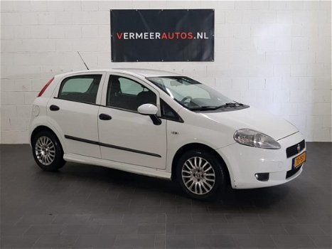 Fiat Grande Punto - 1.3 M-Jet Actual 2011 Airco en Electr. Ramen C.V 5Deurs - 1