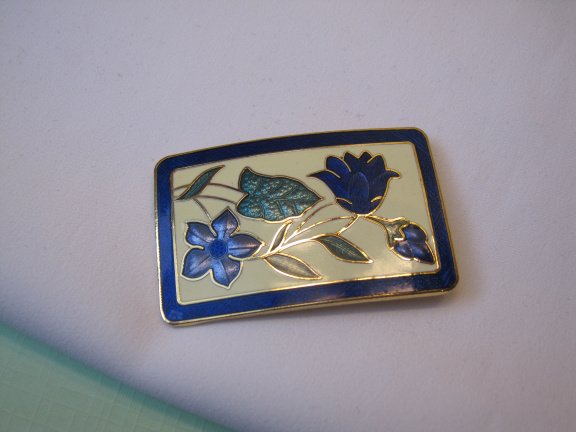 Broche goudkleurig blauw groen emaille cloisonné bloemen 4.4x2.8 cm - Afbeelding 3