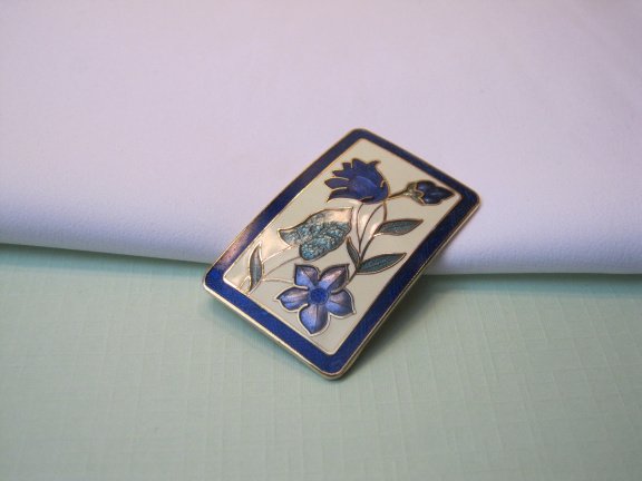 Broche goudkleurig blauw groen emaille cloisonné bloemen 4.4x2.8 cm - Afbeelding 4