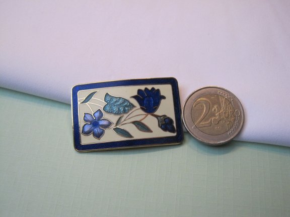 Broche goudkleurig blauw groen emaille cloisonné bloemen 4.4x2.8 cm - Afbeelding 5