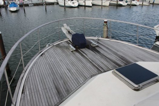 Tarquin Trader 41 + 2 Sundeck - 3