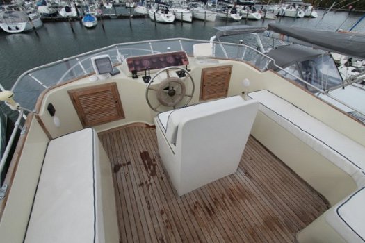 Tarquin Trader 41 + 2 Sundeck - 7